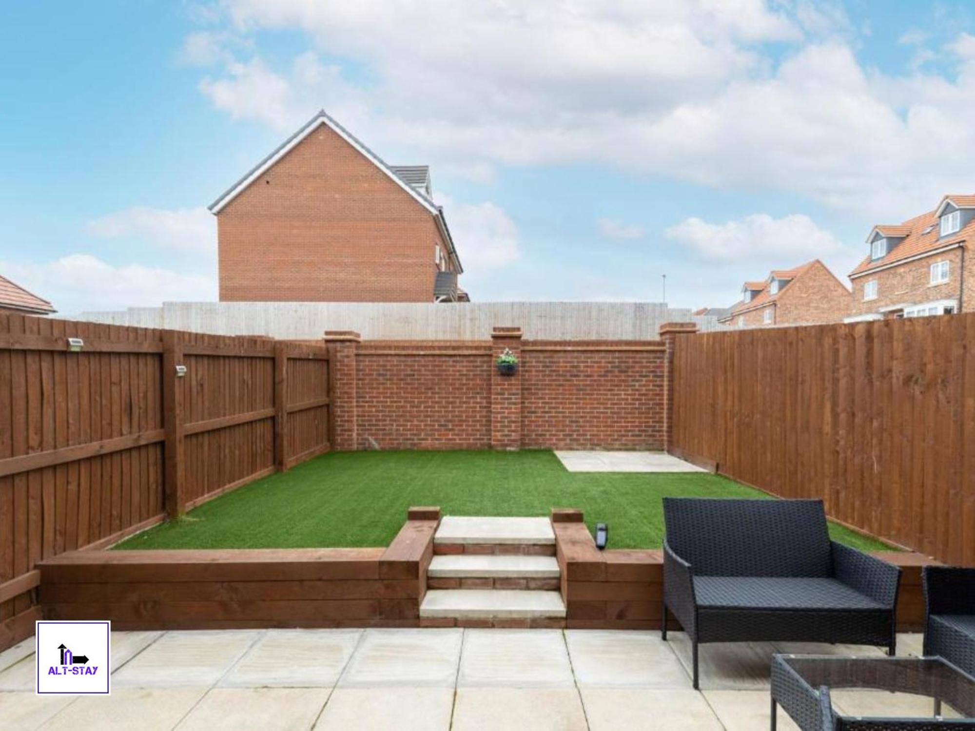4 Bed 3 Bath - Kirkstall House By Alt-Stay Accommodation - Ideal For Contractors & Remote Workers - Long Stays Welcome Wakefield Exterior foto